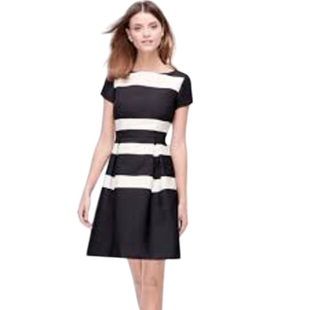 Ann Taylor Black White Wide Stripes Fit & Flare Rayon Blend‎ Dress Size 10
